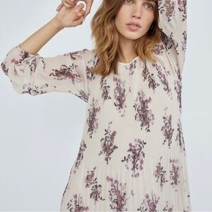 Aritzia Wilfred Daydreamer dress Medium